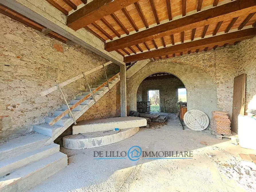 Immagine 8 di Villa in vendita  a San Giuliano Terme