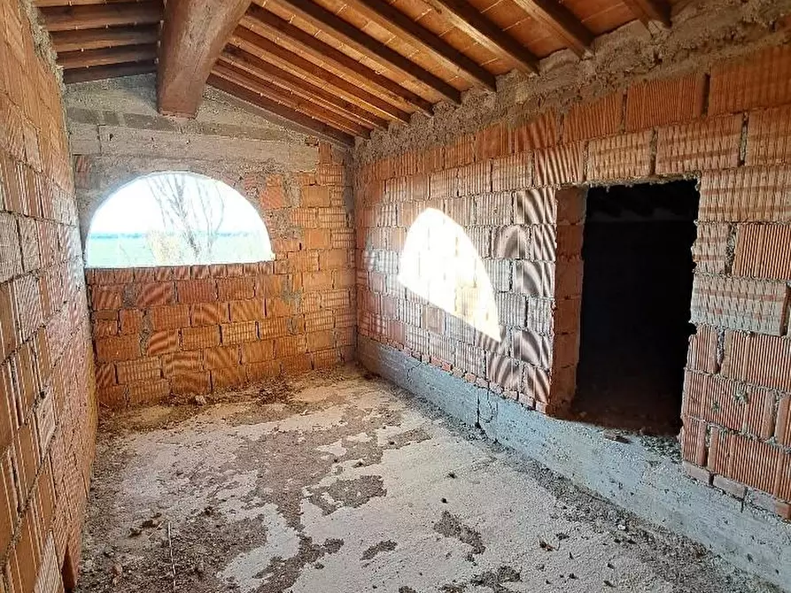 Immagine 13 di Villa in vendita  a San Giuliano Terme