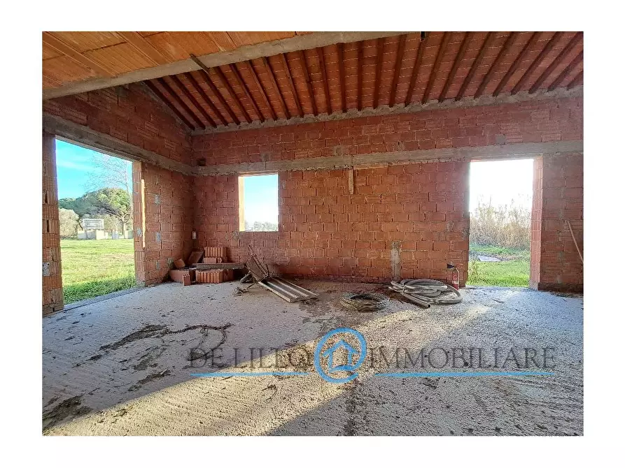 Immagine 5 di Villa in vendita  a San Giuliano Terme