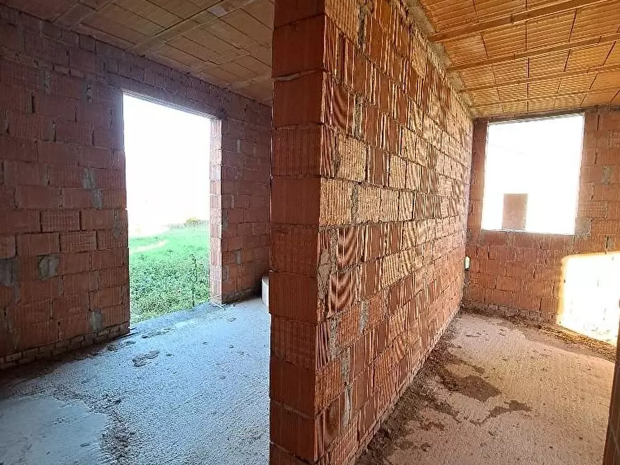 Immagine 9 di Villa in vendita  a San Giuliano Terme