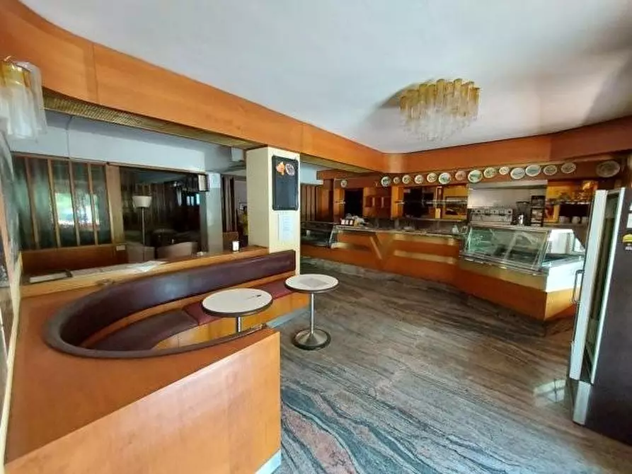 Immagine 14 di Albergo/B&B/Residence in vendita  a Vagli Sotto