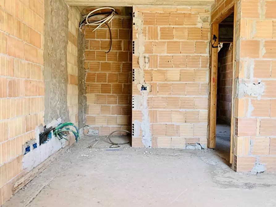 Immagine 11 di Villetta a schiera in vendita  a Camaiore