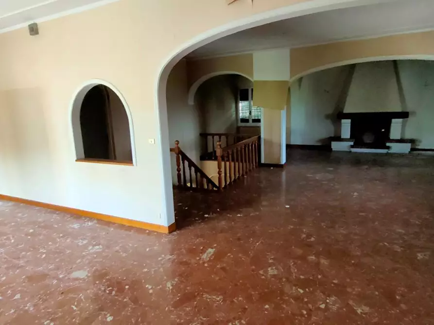 Immagine 12 di Villa in vendita  a Rosignano Marittimo