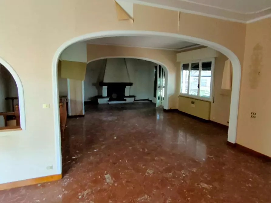Immagine 11 di Villa in vendita  a Rosignano Marittimo