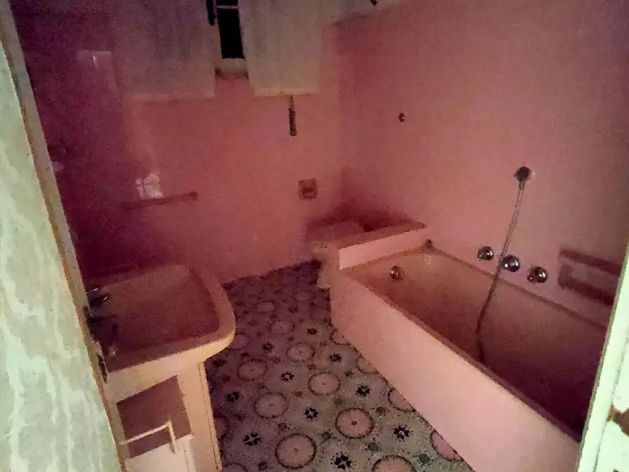 Immagine 22 di Villa in vendita  a Rosignano Marittimo