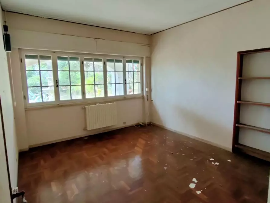 Immagine 21 di Villa in vendita  a Rosignano Marittimo