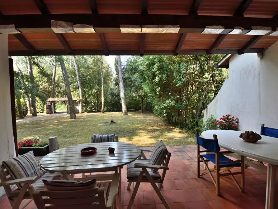 Immagine 4 di Casa bifamiliare in vendita  a Massa