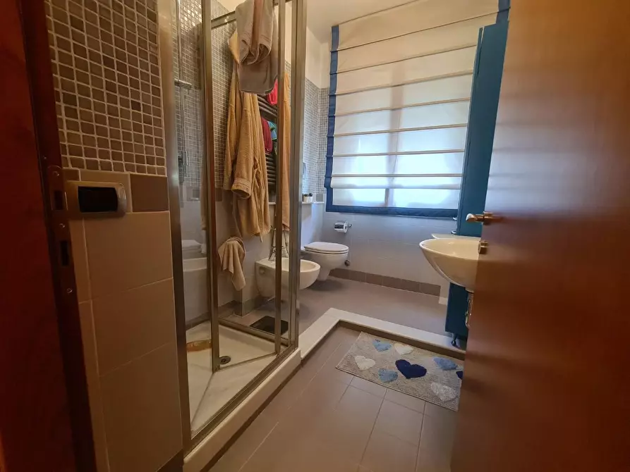 Immagine 12 di Appartamento in vendita  a Rosignano Marittimo