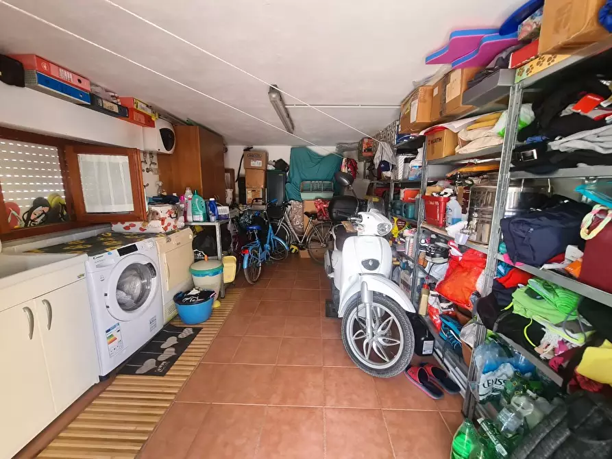 Immagine 7 di Appartamento in vendita  a Rosignano Marittimo