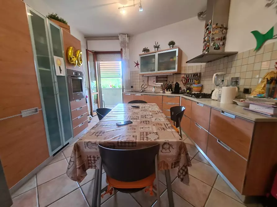 Immagine 6 di Appartamento in vendita  a Rosignano Marittimo