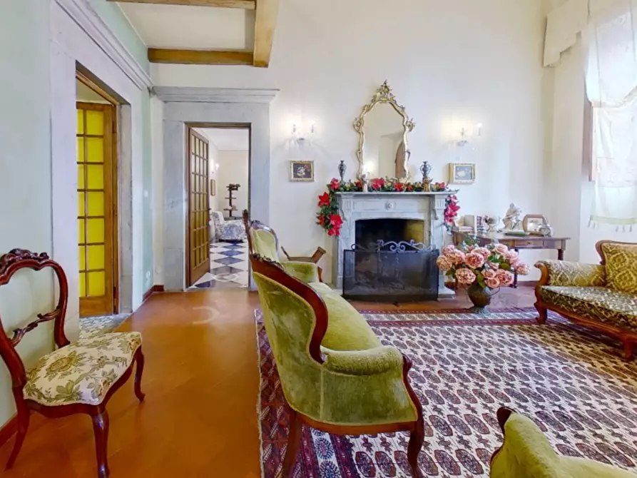 Immagine 8 di Rustico / casale in vendita  a Borgo A Mozzano