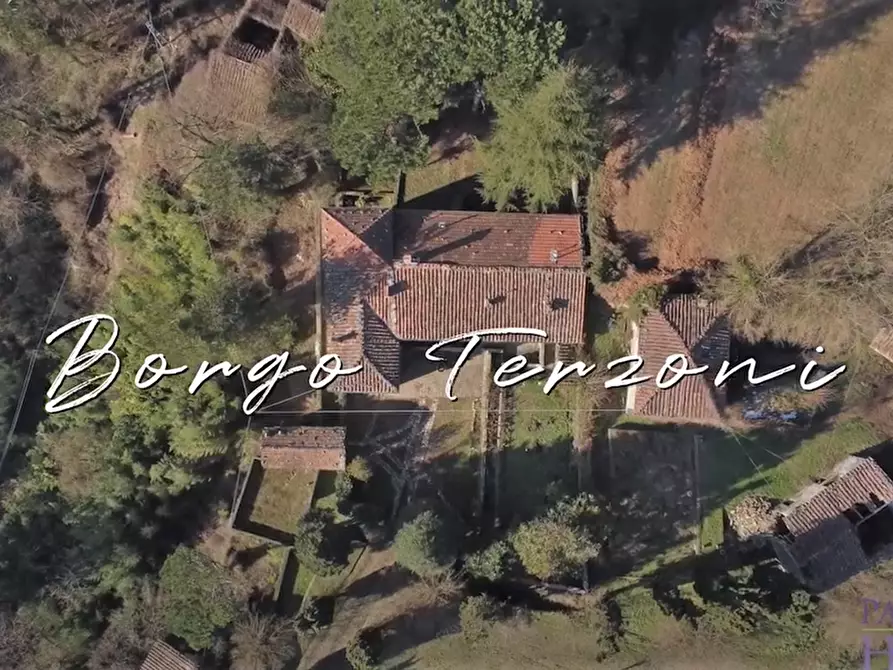 Immagine 3 di Rustico / casale in vendita  a Borgo A Mozzano