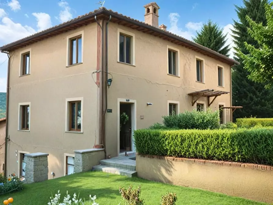 Immagine 12 di Rustico / casale in vendita  a Borgo A Mozzano