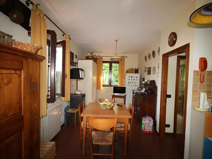 Immagine 5 di Villa in vendita  a Murlo