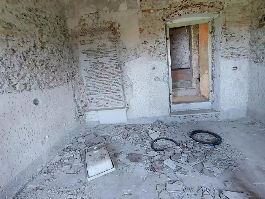 Immagine 9 di Appartamento in vendita  a Massa