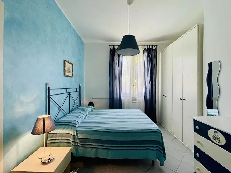 Immagine 18 di Villa in vendita  a Pietrasanta