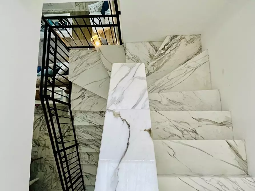 Immagine 45 di Villa in vendita  a Pietrasanta