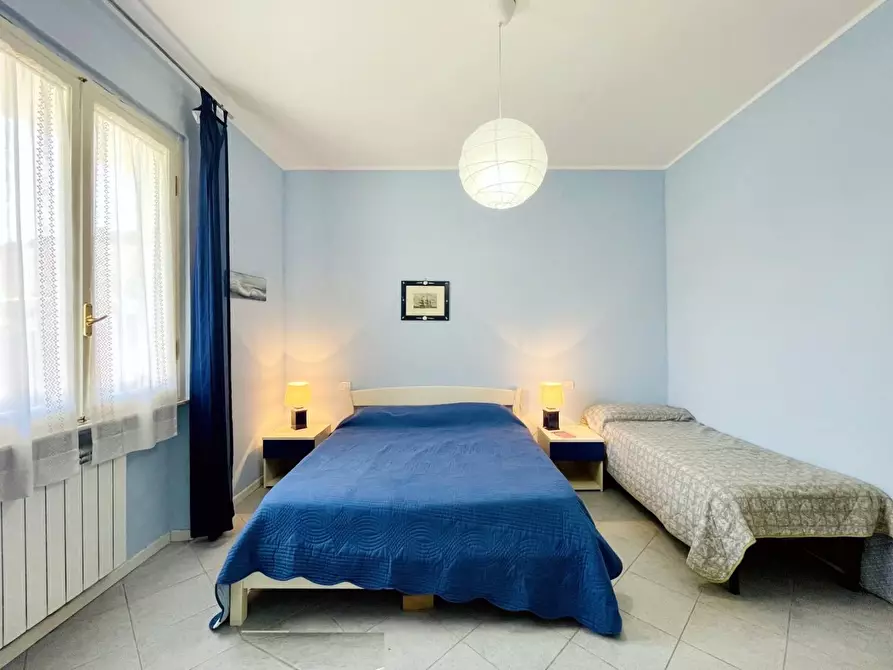 Immagine 26 di Villa in vendita  a Pietrasanta