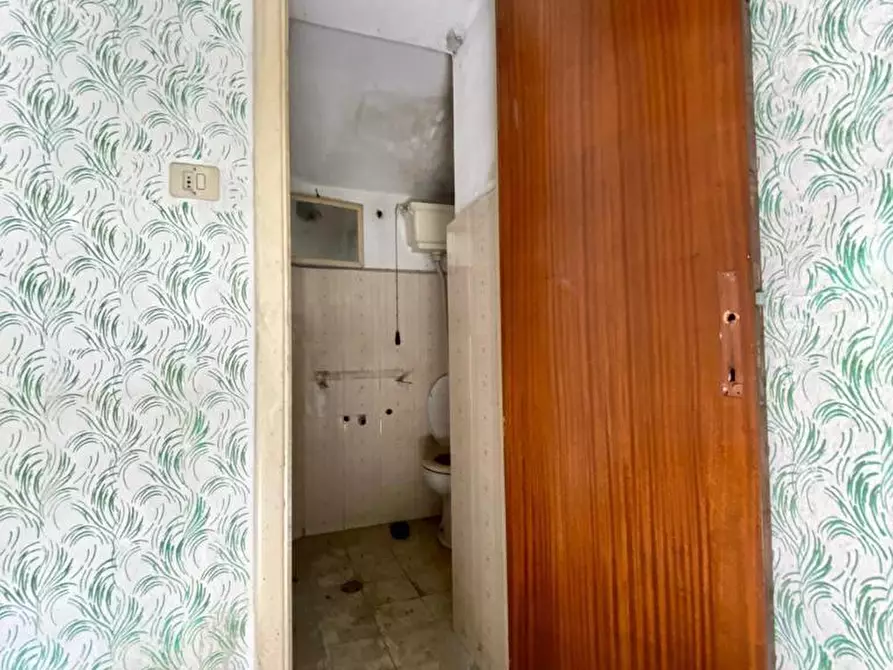 Immagine 15 di Rustico / casale in vendita  a Capannori