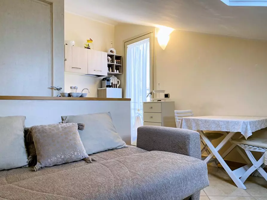 Immagine 56 di Villa in vendita  a Viareggio