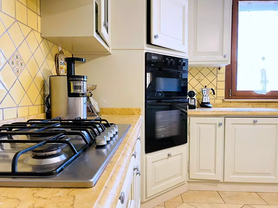 Immagine 14 di Villa in vendita  a Viareggio