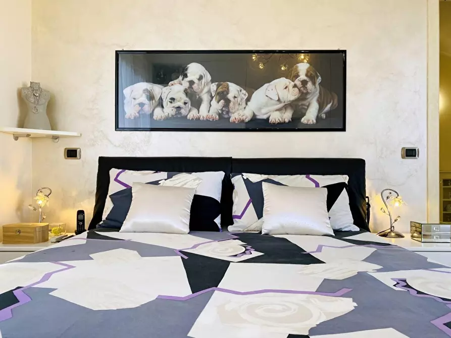 Immagine 71 di Villa in vendita  a Viareggio