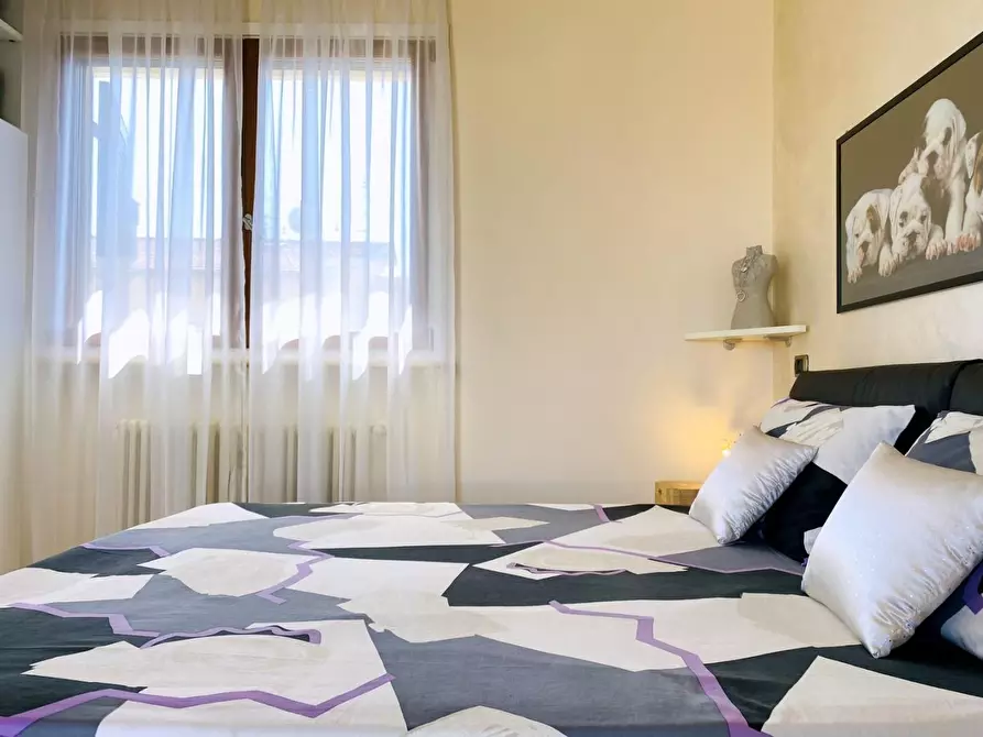 Immagine 69 di Villa in vendita  a Viareggio