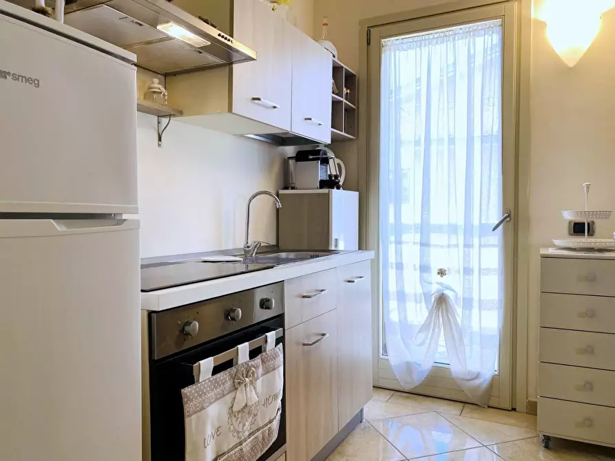 Immagine 51 di Villa in vendita  a Viareggio