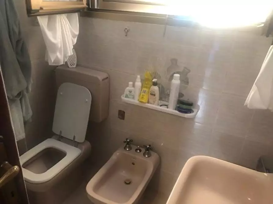 Immagine 54 di Casa bifamiliare in vendita  a Massa