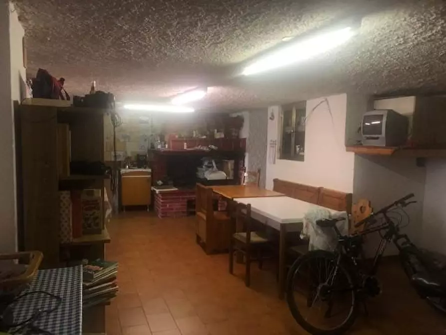 Immagine 32 di Casa bifamiliare in vendita  a Massa