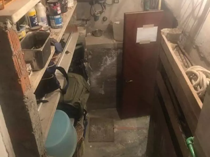 Immagine 36 di Casa bifamiliare in vendita  a Massa