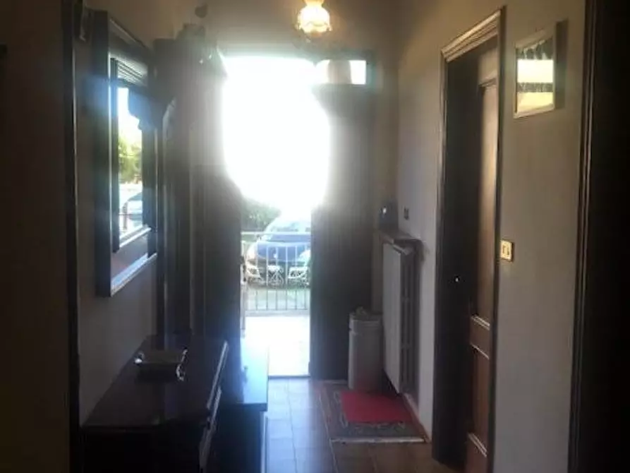 Immagine 11 di Casa bifamiliare in vendita  a Massa