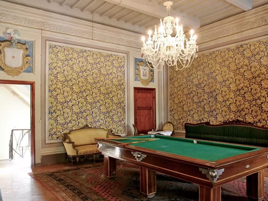Immagine 2 di Palazzo in vendita  a Casciana Terme Lari