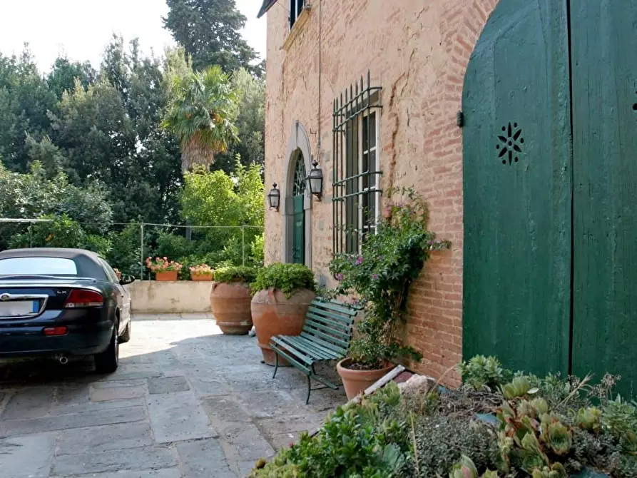 Immagine 1 di Palazzo in vendita  a Casciana Terme Lari