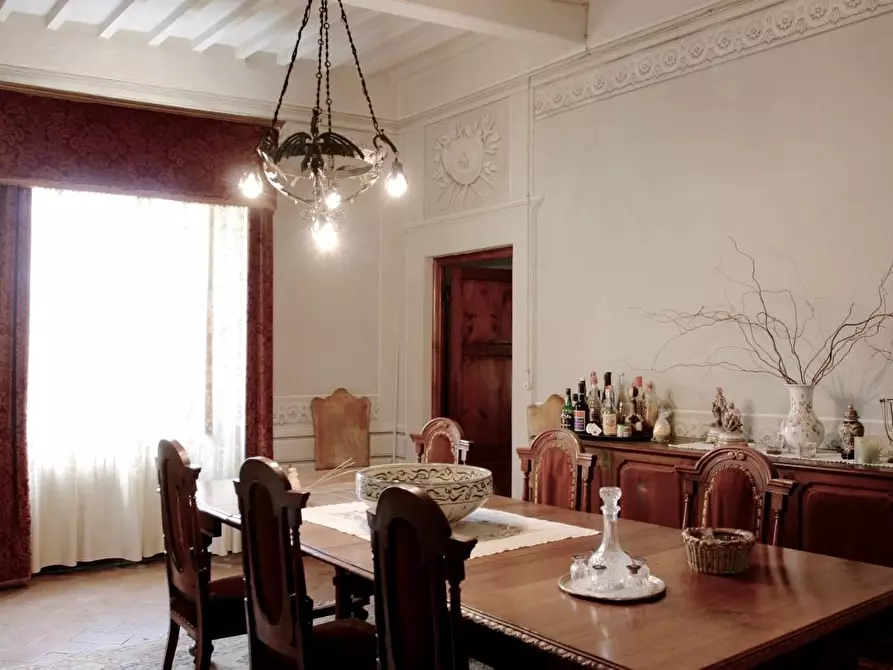 Immagine 6 di Palazzo in vendita  a Casciana Terme Lari