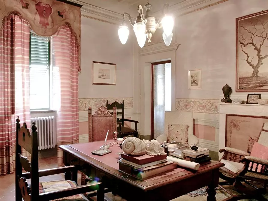 Immagine 25 di Palazzo in vendita  a Casciana Terme Lari