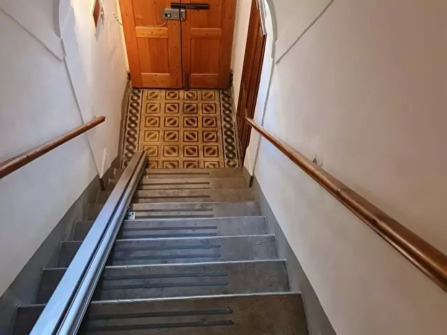 Immagine 3 di Appartamento in vendita  a San Gimignano