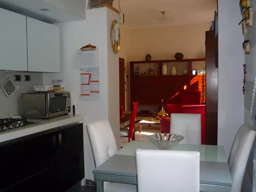 Immagine 8 di Appartamento in vendita  a Carrara