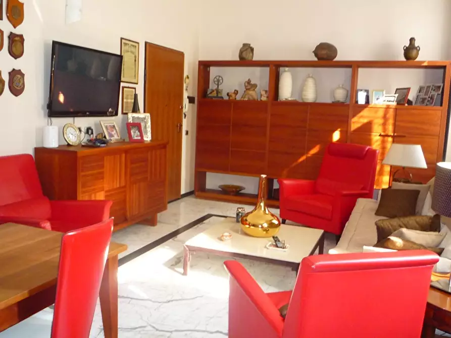 Immagine 9 di Appartamento in vendita  a Carrara