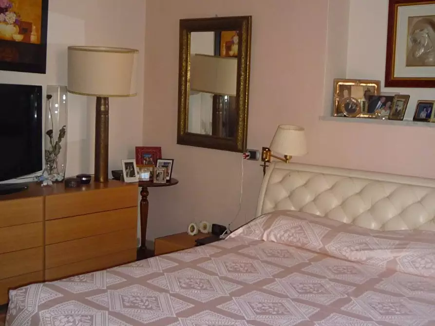 Immagine 16 di Appartamento in vendita  a Carrara