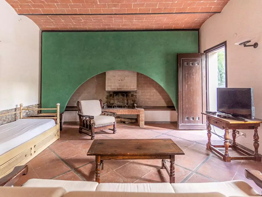 Immagine 21 di Villa in vendita  a Palaia