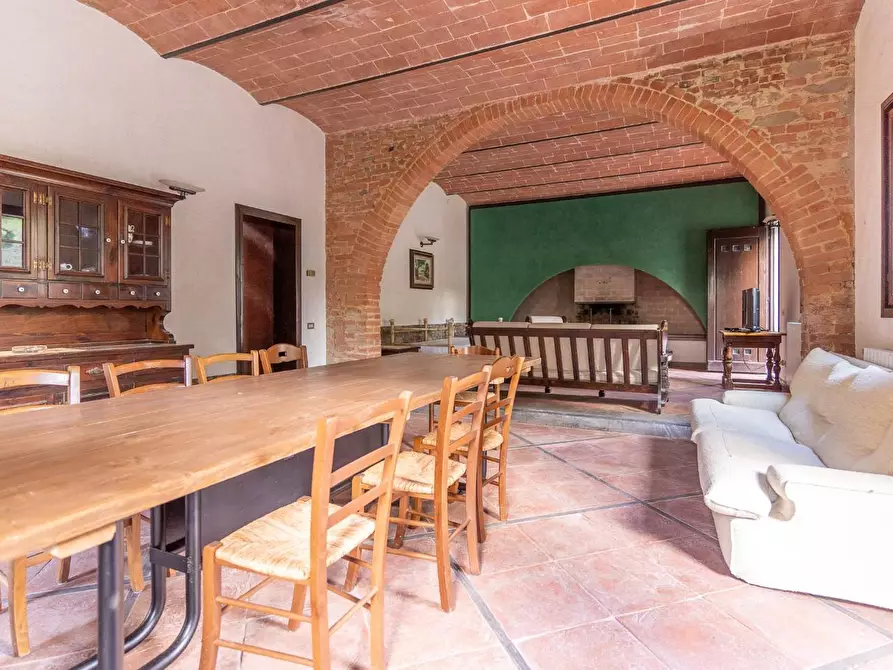 Immagine 23 di Villa in vendita  a Palaia