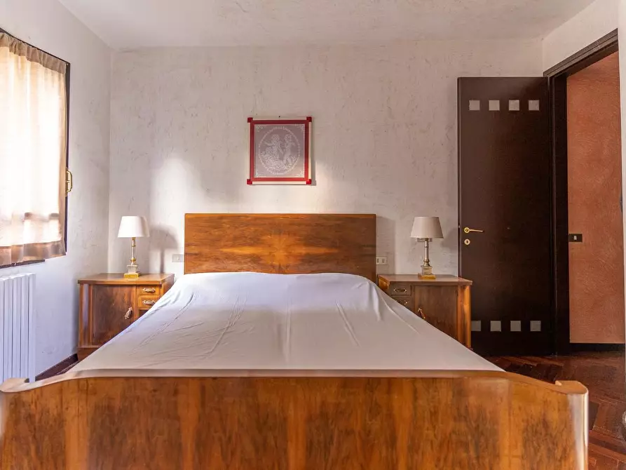 Immagine 40 di Villa in vendita  a Palaia