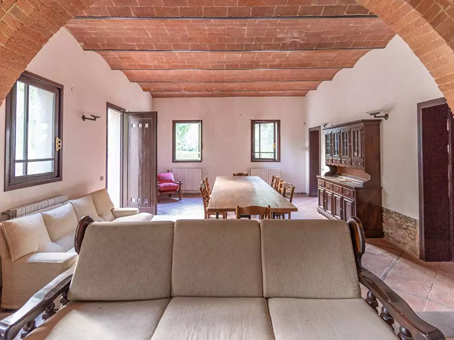 Immagine 27 di Villa in vendita  a Palaia