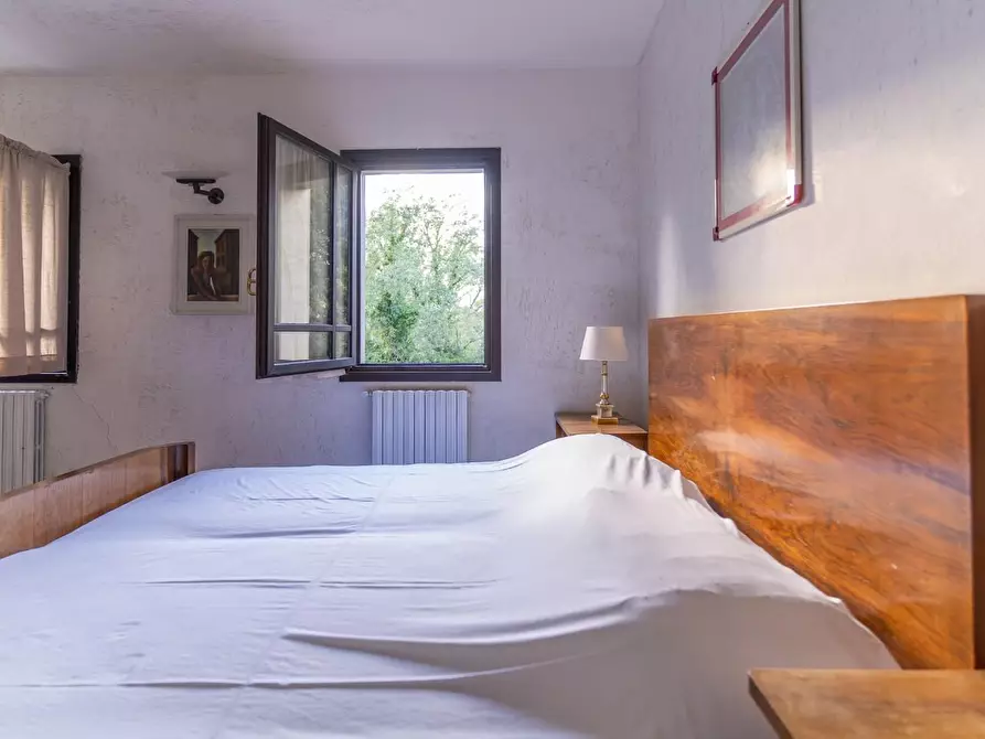 Immagine 36 di Villa in vendita  a Palaia