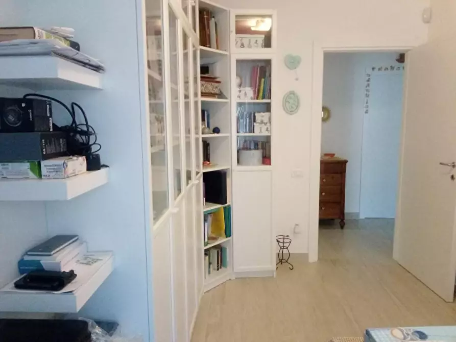 Immagine 9 di Appartamento in vendita  a Rosignano Marittimo