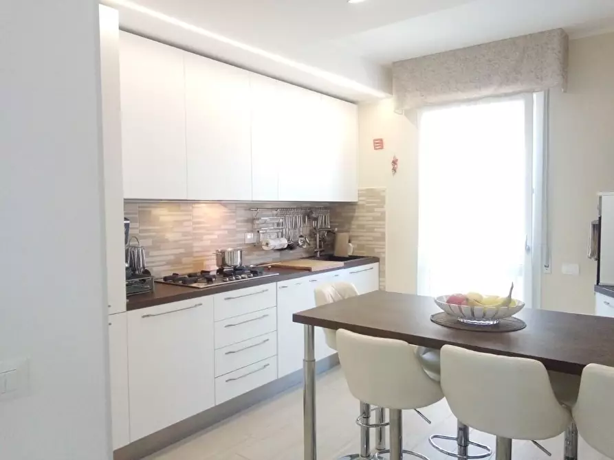 Immagine 14 di Appartamento in vendita  a Rosignano Marittimo