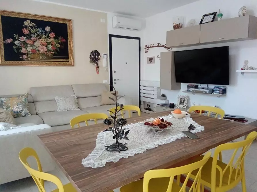 Immagine 3 di Appartamento in vendita  a Rosignano Marittimo