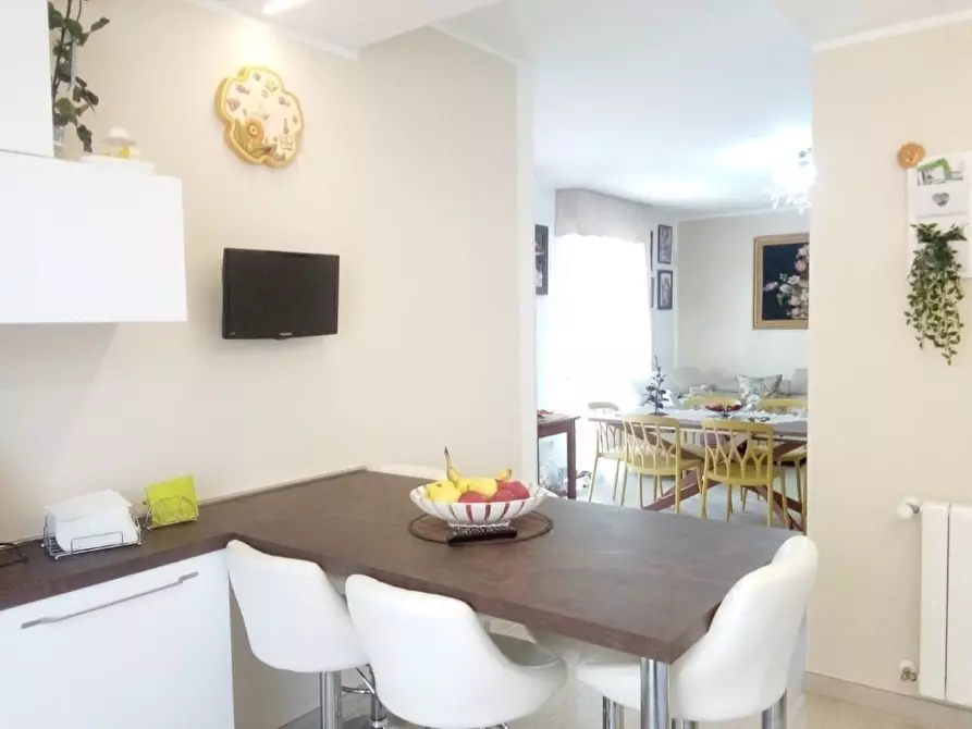 Immagine 12 di Appartamento in vendita  a Rosignano Marittimo