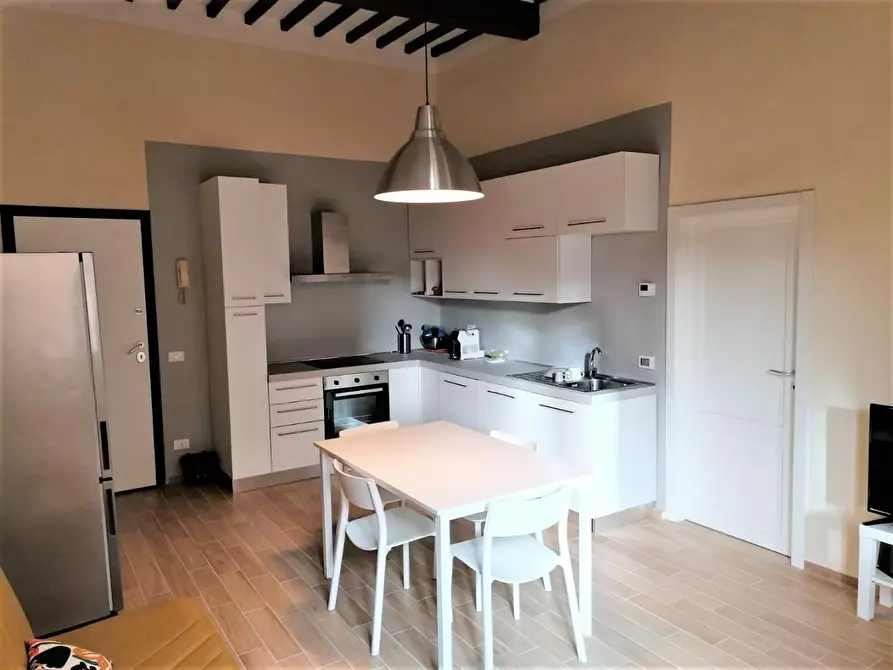 Immagine 13 di Appartamento in affitto  a Pisa